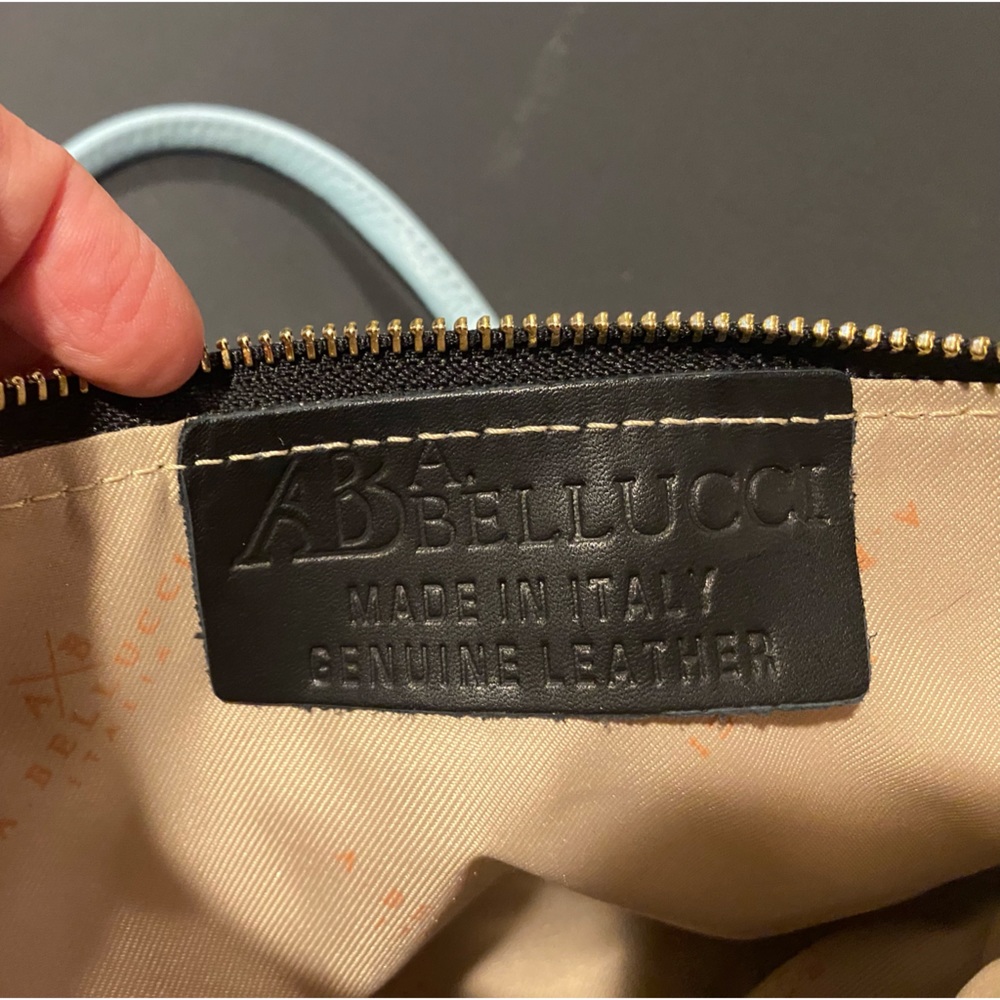 ABellucci cross body light blue purse - Picture 4 of 5